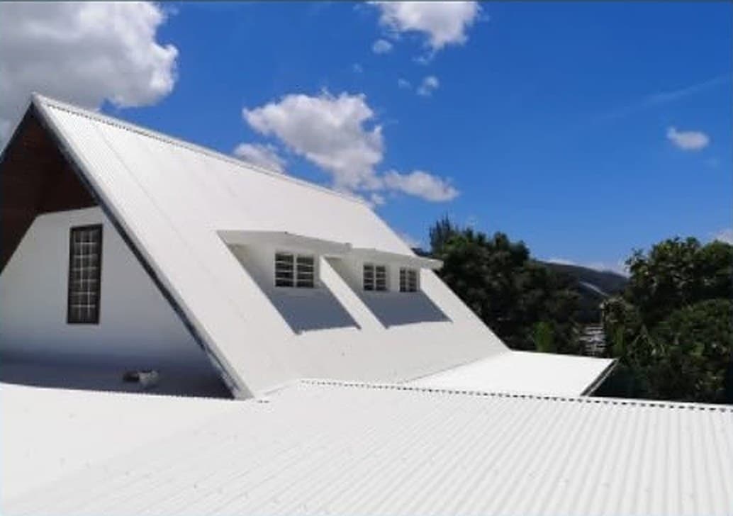 Cool Roof - Toiture blanche réfléchissante à Tahiti